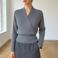 Lena | Elegant Wikkeltrui with Scandinavisch Design