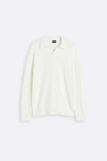 Elegant Sweater with Open Collar for Stylish Looks
